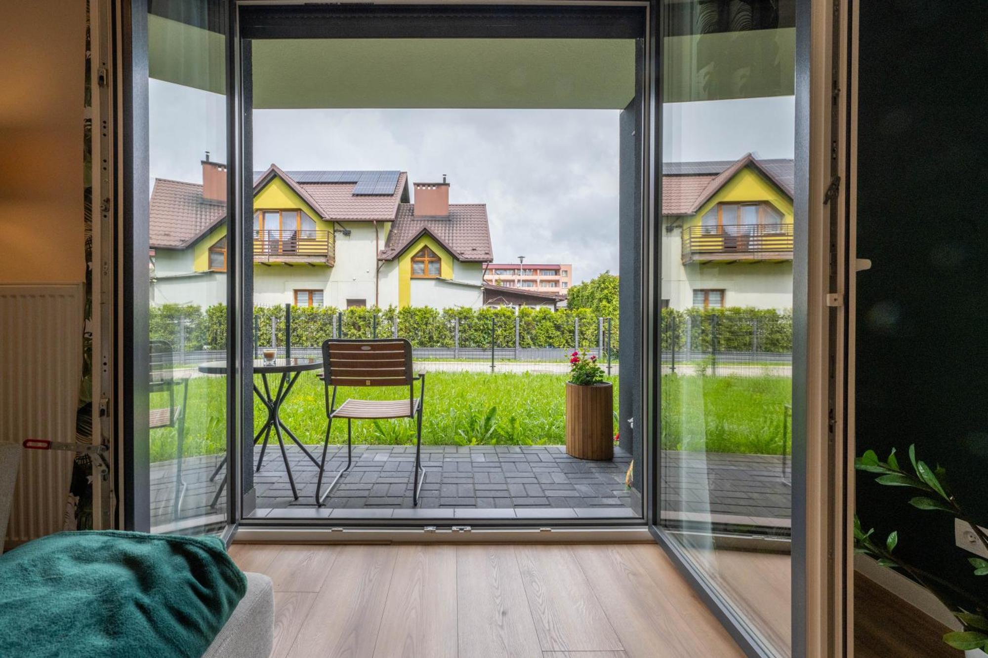 Green Apartment Chrzanow Chrzanów Exterior foto